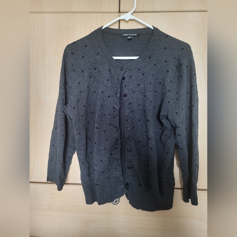 4/$20🫠🩶💫Super Soft💫🍦🧸and stretchy like-new XL sweater cardigan polka-dot